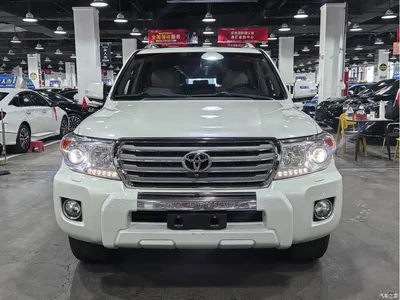 2015 Toyota Land Cruiser (Import) 4.6L V8 Middle East Limited Edition, фото 1, лот 10317982