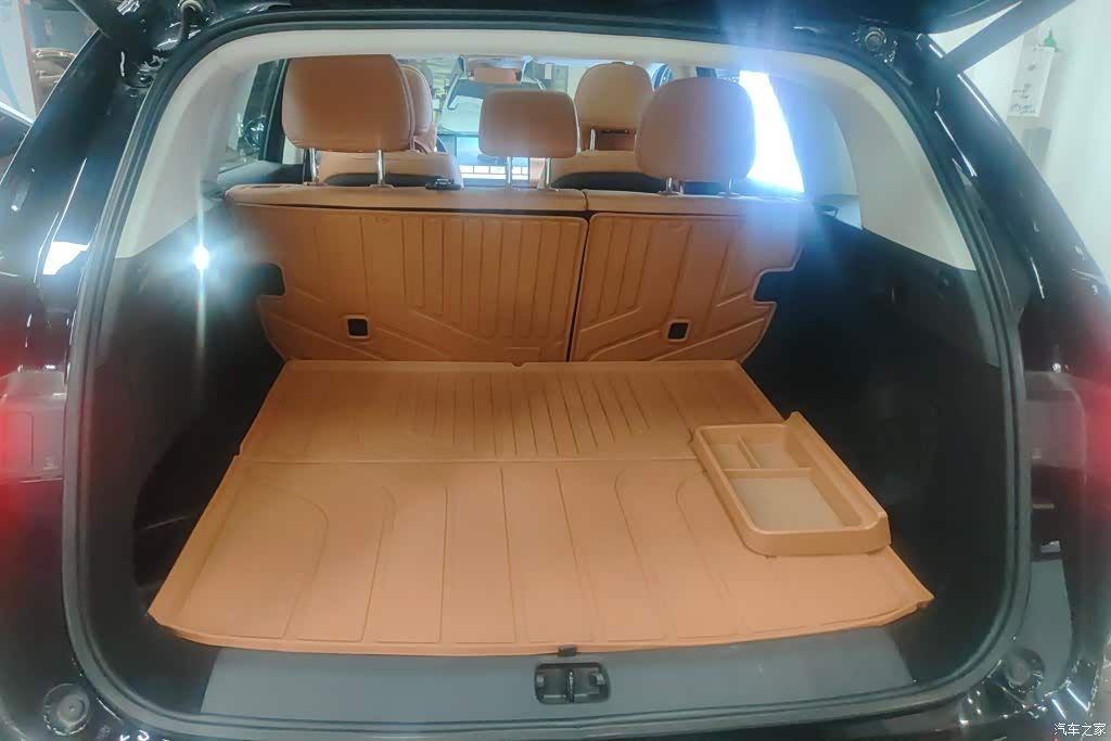 2026 Leapmotor C10 605 Delight Edition, фото 4, лот 11204521