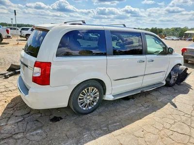 2011 CHRYSLER TOWN & COUNTRY LIMITED, фото 3, лот 10668433