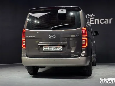 2020 Hyundai Starex 4WD Urban 9-Seater, фото 3, лот 10193306