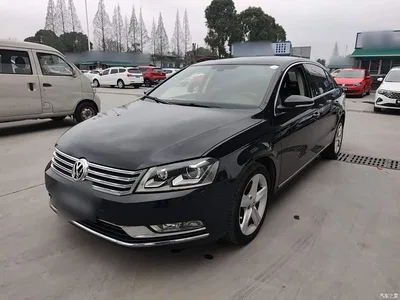 2015 Volkswagen Magotan Facelift 1.8TSI Premium, фото 2, лот 10438190
