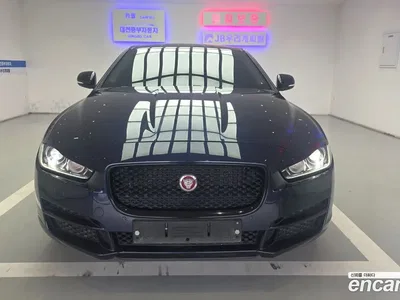 2017 Jaguar XE 20d Perstige AWD, фото 1, лот 10118209