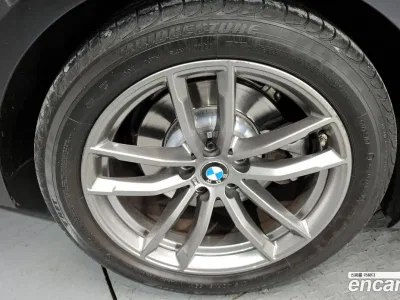 2020 BMW 5-Series 520i M Sport, фото 4, лот 10058160