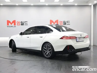 2024 BMW 5-Series 520i M Sport, фото 4, лот 10177294