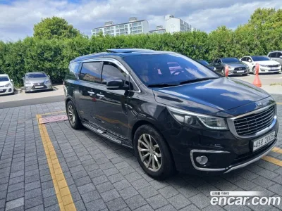 2017 Kia Canival 9-seater Prestige, фото 2, лот 10329506