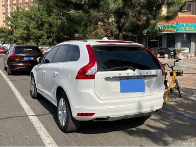 2017 Volvo XC60 T5 AWD Smart Advance, фото 2, лот 10370900