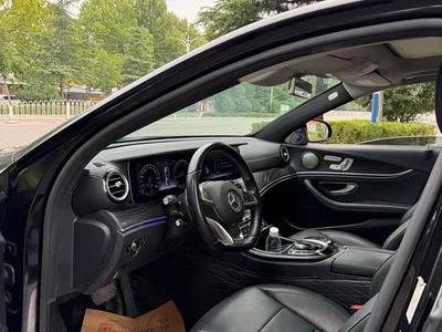 2017 Mercedes-Benz E-Class E 300 Sport, фото 4, лот 10671638