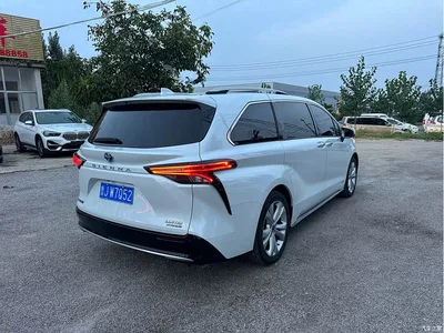 2023 Toyota Sienna 2.5L Hybrid Premium Edition, фото 3, лот 10324045