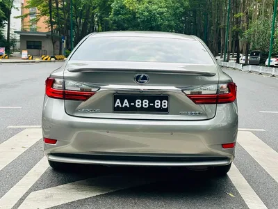 2015 Lexus ES 300h Comfort Edition, фото 4, лот 10314263
