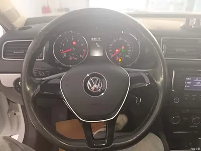 2015 Volkswagen Sagitar 230TSI Automatic Comfort, фото 3, лот 10459461