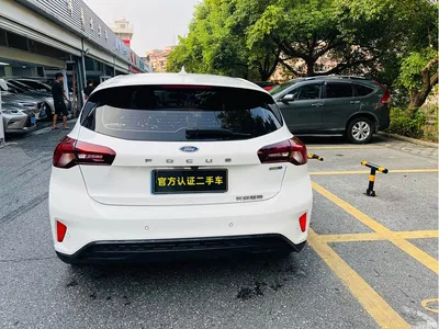 2022 Ford Focus Hatchback EcoBoost 180 Auto Speed Edition, фото 4, лот 11096054