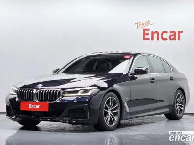 2022 BMW 5-Series 520i M Sport, фото 1, лот 10223748