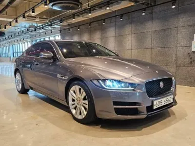 2016 Jaguar XE 20d Prestige, фото 2, лот 10117244