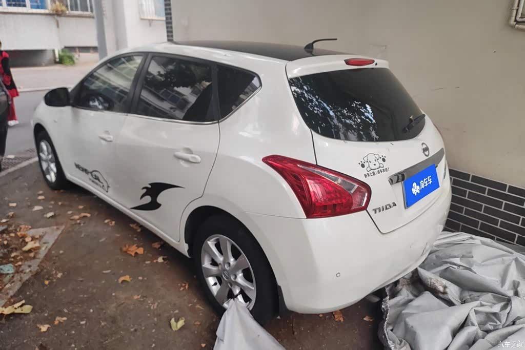 2011 Nissan Tiida 1.6L CVT Comfort, фото 4, лот 11202070
