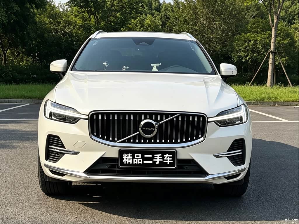 2022 Volvo XC60 B5 AWD Inscription, фото 1, лот 11217436