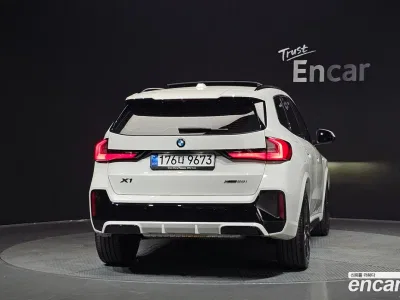 2025 BMW X1 xDrive 20i M Sport, фото 3, лот 10064718