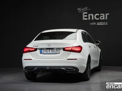 2026 Mercedes-Benz A-Class A220 Sedan, фото 2, лот 10193818