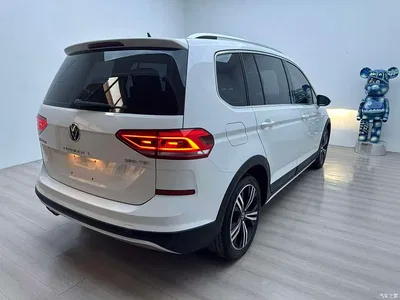 2021 Volkswagen Touran L 280TSI DSG Cross Edition 7-seater, фото 4, лот 10475332