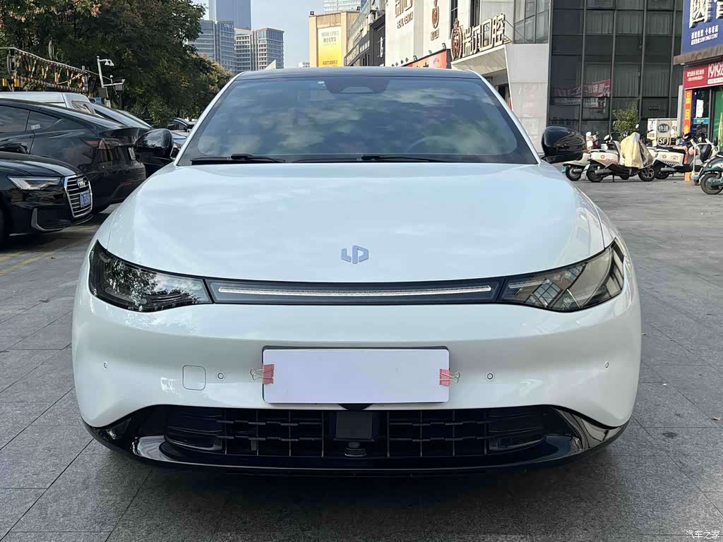 2022 Leapmotor C01 4WD Dual Motor Performance Version, фото 2, лот 11228204