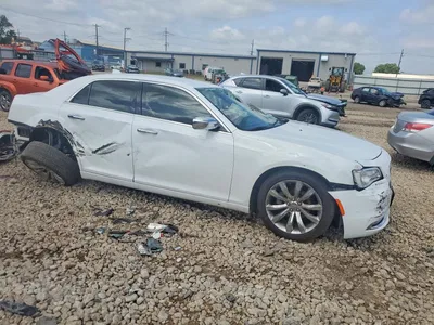 2018 CHRYSLER 300 LIMITED, фото 4, лот 11389057
