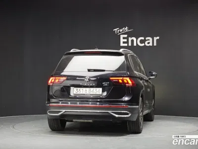 2022 Volkswagen Tiguan 2.0 TDI Premium, фото 4, лот 10111646