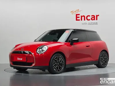 2024 Mini Cooper SE Favoured, фото 1, лот 10094505