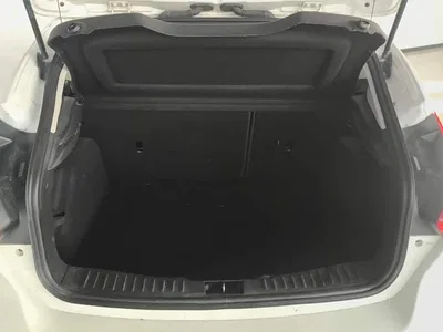 2012 Ford Focus Hatchback 1.6L Automatic Trend, фото 4, лот 10294431