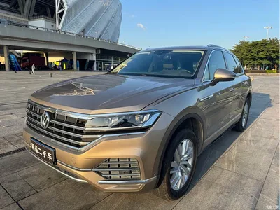 2019 Volkswagen Touareg 2.0TSI Sharp Wing Edition China VI, фото 1, лот 10812507