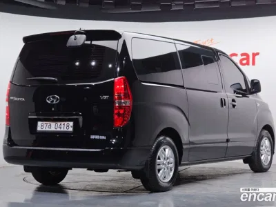 2019 Hyundai Starex Van 5-Seater, фото 1, лот 10192562