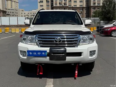 2015 Toyota Land Cruiser (Import) 4.0L V6 Middle East Limited Edition, фото 2, лот 10318011