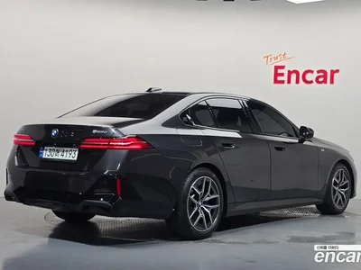 2024 BMW 5-Series 523d xDrive M Sport, фото 2, лот 10522526