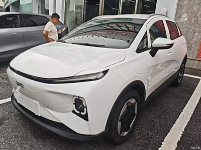 2024 Geely E Firefly Model 301km Light Flow, фото 1, лот 11155783