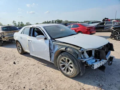 2023 CHRYSLER 300 TOURING, фото 4, лот 10867176