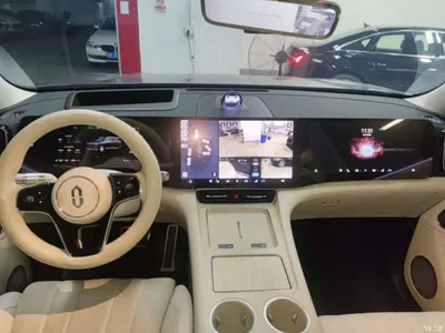 2025 AITO Wenjie AITO M8 Pure Electric Max+ 6-Seater Long Range Version, фото 4, лот 10699446