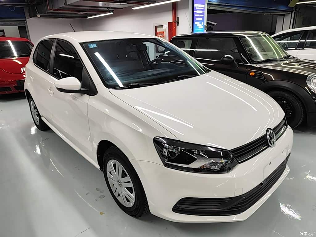 2016 Volkswagen Polo 1.4L Automatic Trend, фото 4, лот 11218391