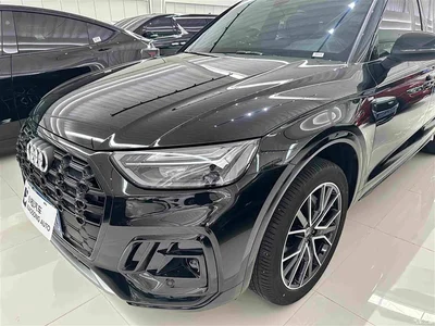 2025 Audi Q5L Model Year Facelift 45th Anniversary Edition 40 TFSI Luxury Dynamic, фото 3, лот 10414835