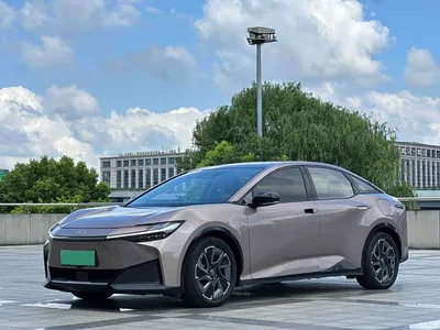 2023 Toyota bZ3 616km Long Range Premium, фото 1, лот 10269630