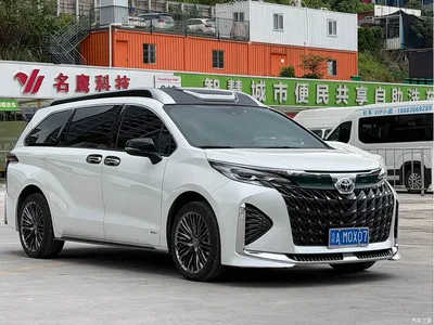 2024 Toyota Sienna 2.5L Hybrid Comfort Edition, фото 2, лот 10384309