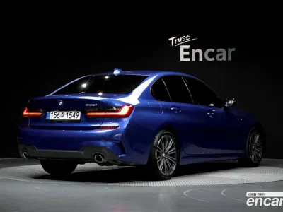 2021 BMW 3-Series 320i M Sport, фото 1, лот 10144152