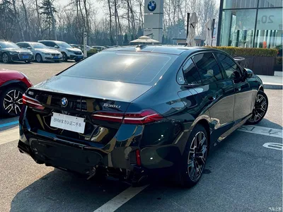 2025 BMW 5 Series 530Li Premium M Sport Package, фото 3, лот 10899576