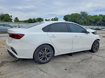 2024 KIA FORTE LXS, фото 3, лот 10773756