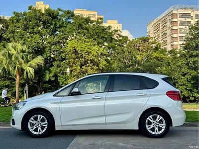 2016 BMW 2 Series Touring 218i Leading, фото 3, лот 10407495
