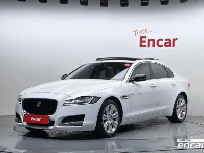 2017 Jaguar XF 20d Portfolio, фото 1, лот 11252374