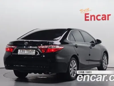 2017 Toyota Camry 2.5 XLE, фото 2, лот 10034177