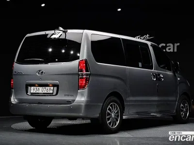 2017 Hyundai Starex 5-Seater LPi VAN, фото 2, лот 10205100