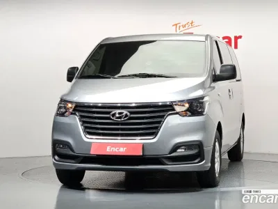 2021 Hyundai Starex Van 3-Seater, фото 3, лот 10390167