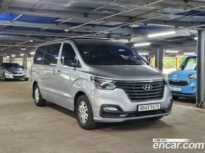 2019 Hyundai Starex Van 3-Seater, фото 1, лот 10398520