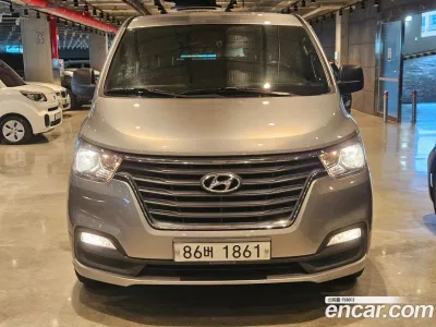 2019 Hyundai Starex Van 5-Seater, фото 2, лот 10192118