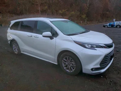 2025 TOYOTA SIENNA XLE, фото 4, лот 10493352
