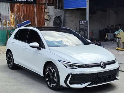 2025 Volkswagen Golf 300TSI R-Line, фото 4, лот 11223834